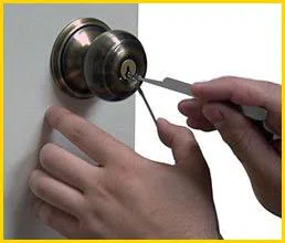 Metro Locksmith Services Lowell, MA 978-293-3730 - 6-lock-repair